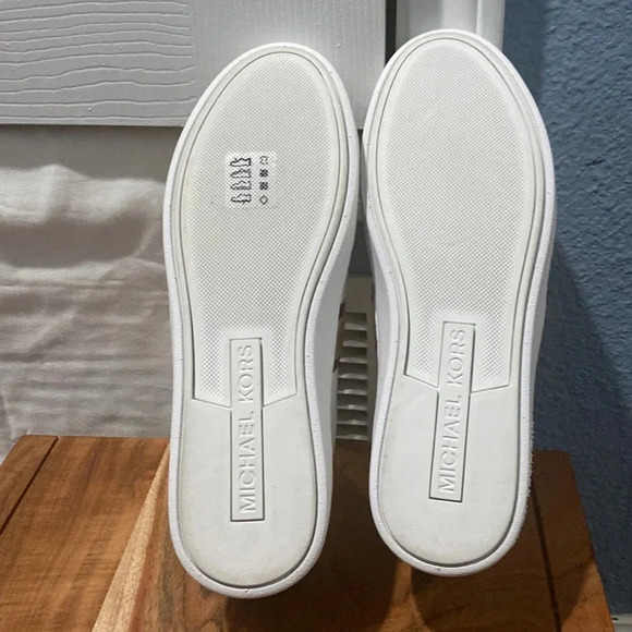 MICHAEL Michael Kors Irving Side-Striped Sneakers size 9 NWOB - Picture 7 of 11
